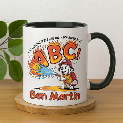 Schulkind 2025 Feuerwehr Hund mit Name Personalisiert  - Tasse zweifarbig