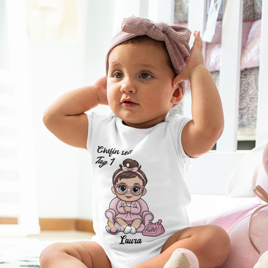 Boss Baby Girl personalisierter  Bio Babybody