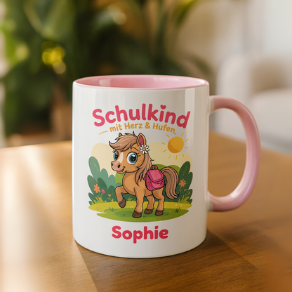 Schulkind 2025 mit Herz & Hufen mit Namen Personalisiert - Tasse zweifarbig